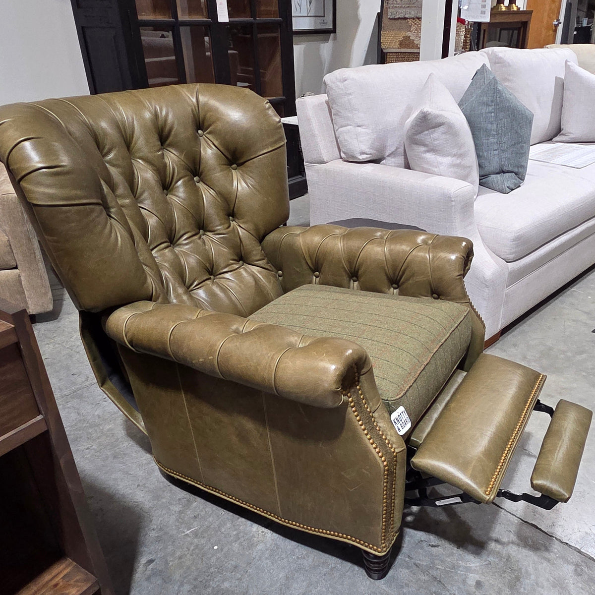 Sherrill Recliner L1662, Odelm Recliner, Green Leather w/Cont Fabric