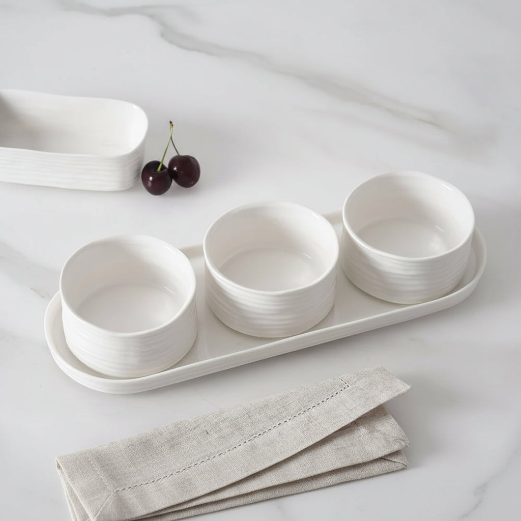 Le Blanc 4-Piece Entertaining Set, 13.75 X 5 X 1 in.