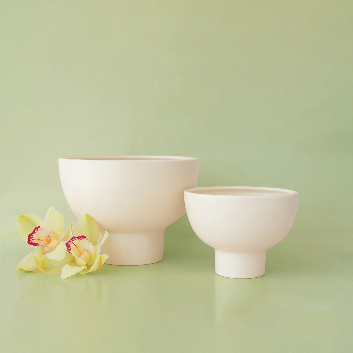 Ceramic Crosby Compote, Vintage White, 6 in.