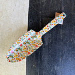 Aluminum Garden Spade with Floral Pattern, White, 10.5