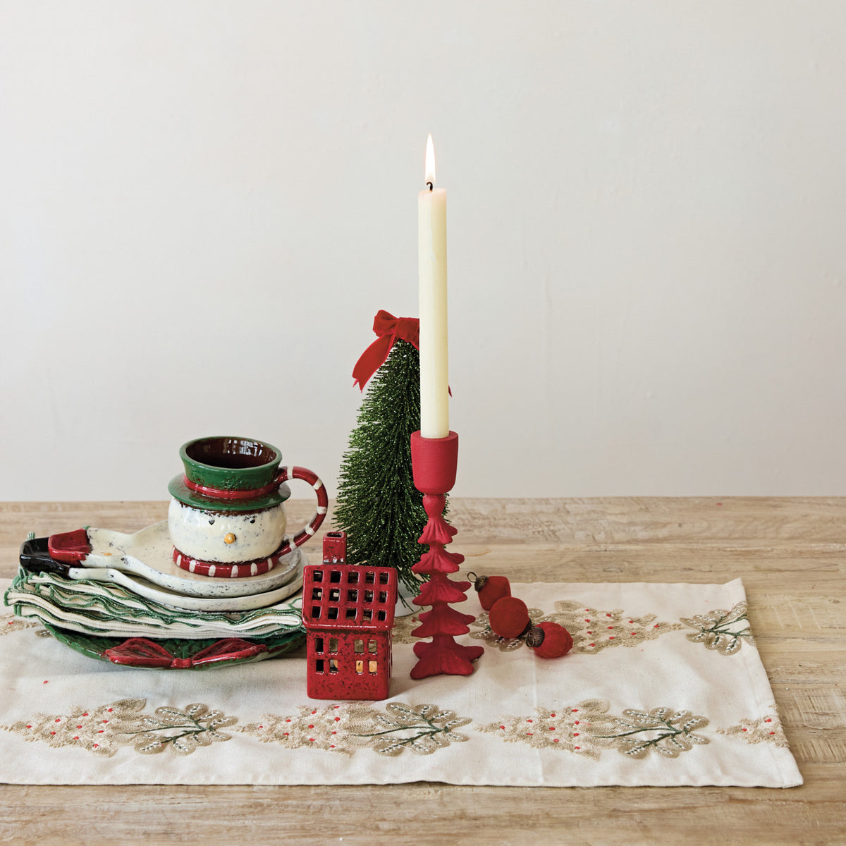 Embroidered Mistletoe Pattern Table Runner, 72
