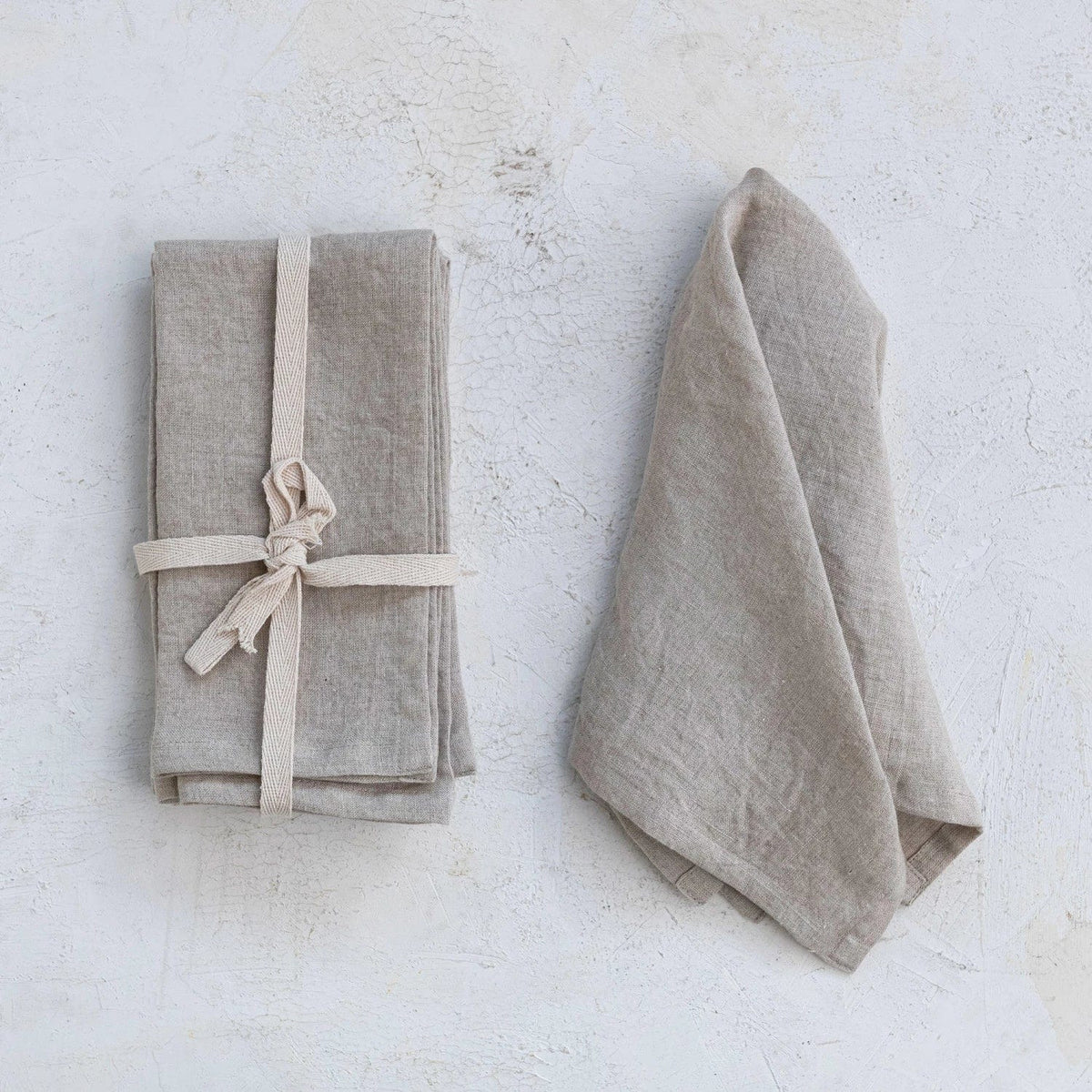 Stonewashed Square Linen Napkin Set, Natural, 18 in.